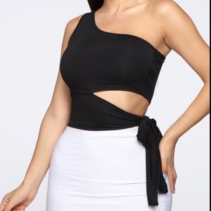 Fashion Nova Black One-Shoulder Tank Top